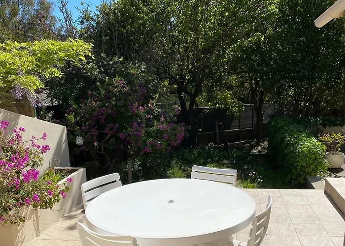 Maison A 150M De La Plage Naturiste, 2 Chambres